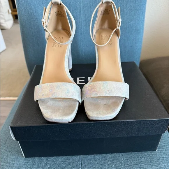 Naturalizer Joy Iridescent block heel - size 8 - Picture 1 of 4